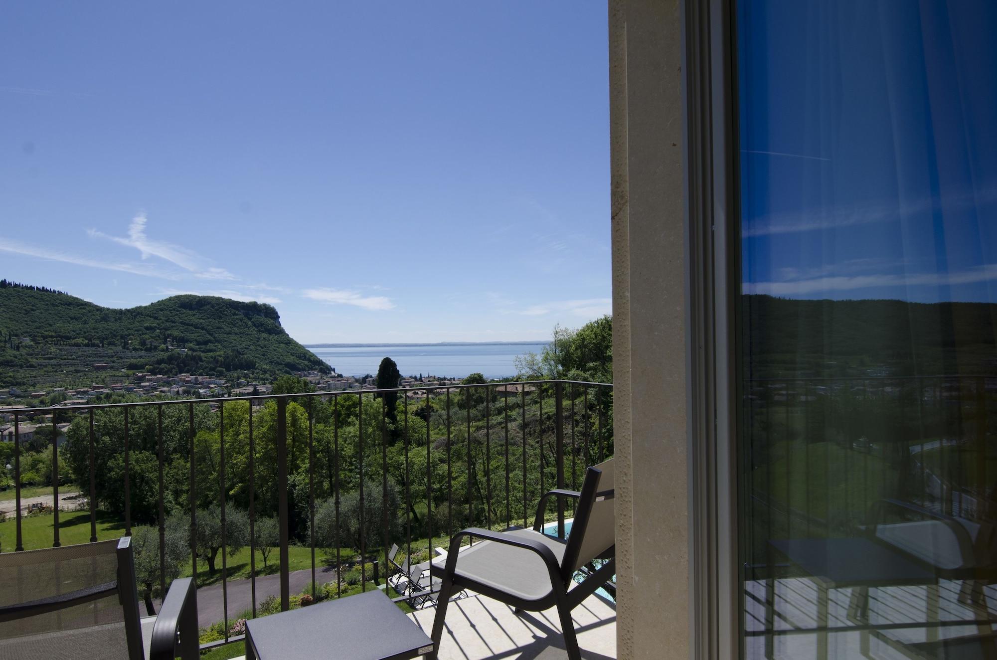 Ca' Barbini Resort Garda  Exterior photo